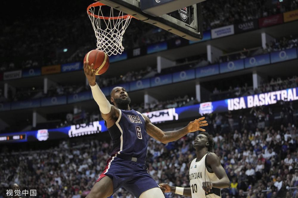 密切关注首 密切关注首