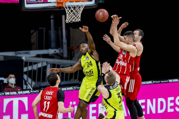 当国际足球 当国际足球